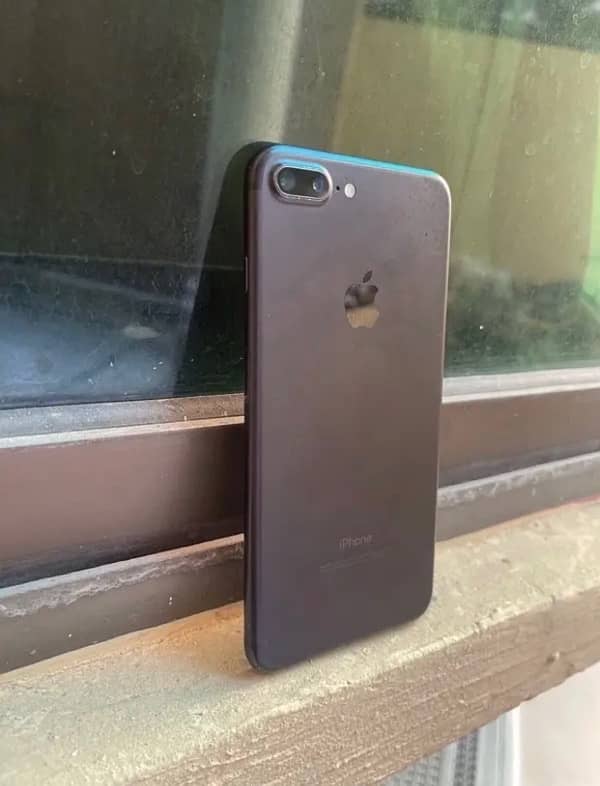 Pta proved iPhone 7 plus urgent sale 1