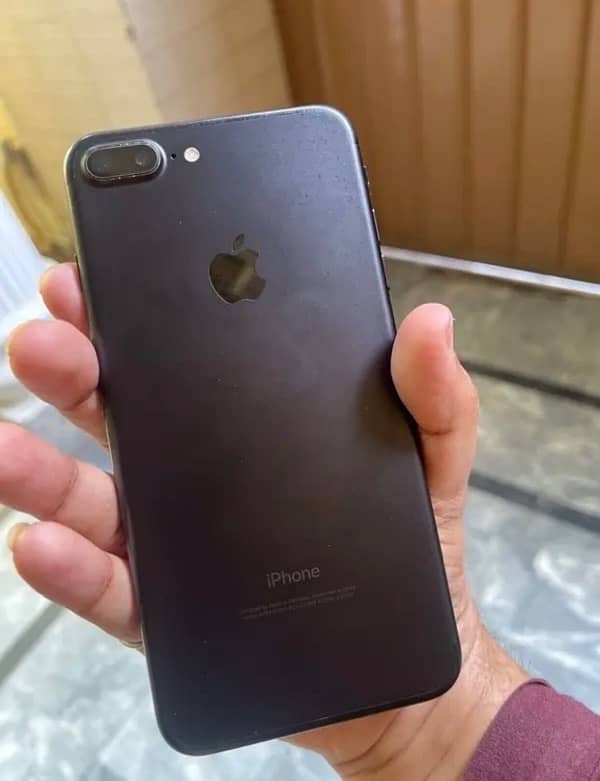 Pta proved iPhone 7 plus urgent sale 7