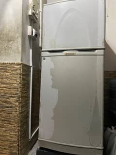 Dawlance Fridge Used Medium Size