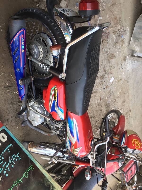 honda 125 2022 3