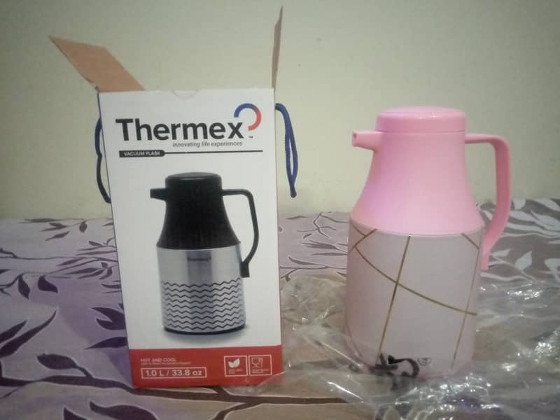 Thermex company Vaccum flask 1