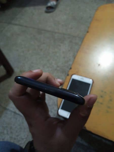 Samsung Galaxy A51, Excellent Condition 10/10 Single Han used, 3