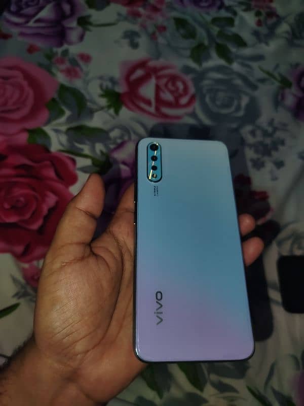 Vivo S1 8GB Ram 256GB Storage Kit Set With Box 1