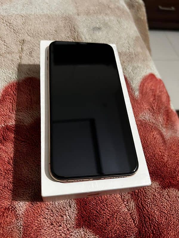 Iphone XS Max 256 PTA Approved 3