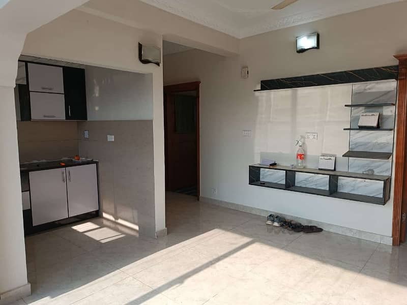 G-11/4 PHA D-Type Fully Renovated 3rd Floor Flat For Sale 4