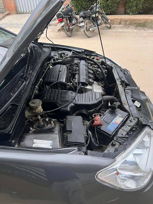 Honda Civic 2005 Eagle Eye Automatic Own Engine In Exceptional Cond 7