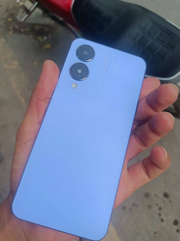 vivo y17s 3