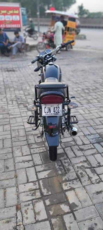 suzuki GS 150 3