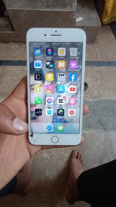 i phone 7 plus pta  128gb 1