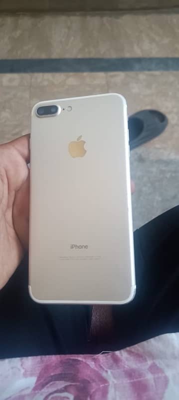 i phone 7 plus pta  128gb 3