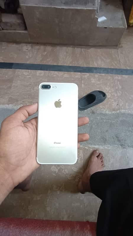 i phone 7 plus pta  128gb 5