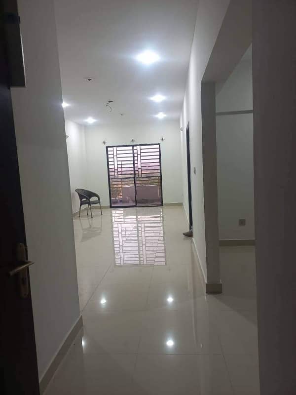 FLAT FOR RENT SAFARI ENCLAVE MAIN ROAD PROJECT NEAR SAFOORA CHOWRANGI RIM JHIM TOWER SADI TOWN ROAD KARACHI. CONTACT 0331,8381586 4