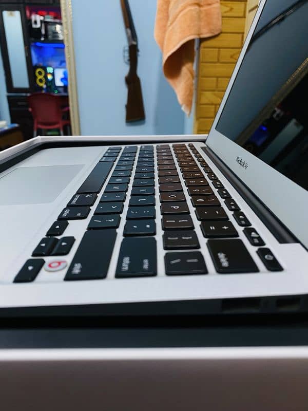 MacBook Air 2011 7