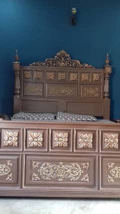 king size heavy wood bed solid