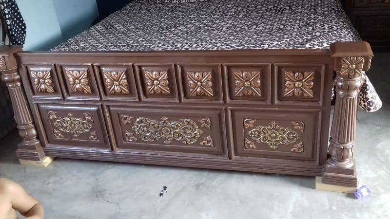 king size heavy wood bed solid 4