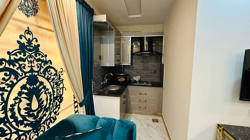 One Bed Furnished Brand New Apartment For Rent In Bahria Town, Lahore. 5