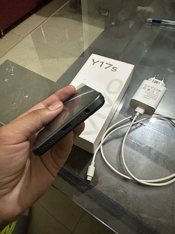 vivo y17s 6