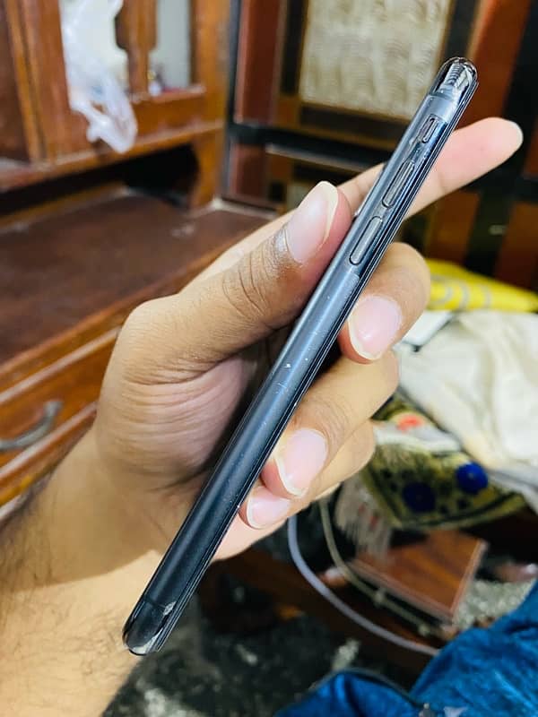 iPhone X 64gb . NoN PTA . Zong Sim Glitch . 10