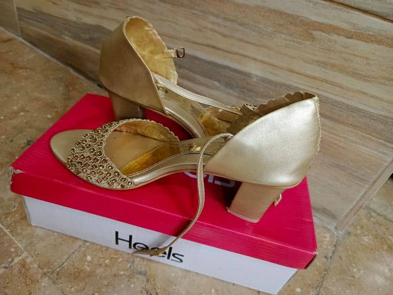 heel's Shoes 3