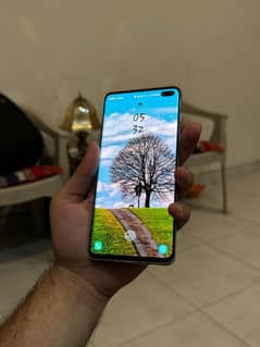 Samsung S10 plus full box available for sale