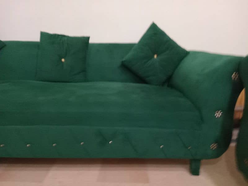 new sofa onlyv1 month buy with 6 pillow three seater bigger we  3pics 4