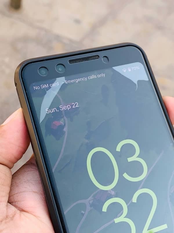 Google Pixel 3 4/64gb . PTA Temporary. Urgent Sale 5