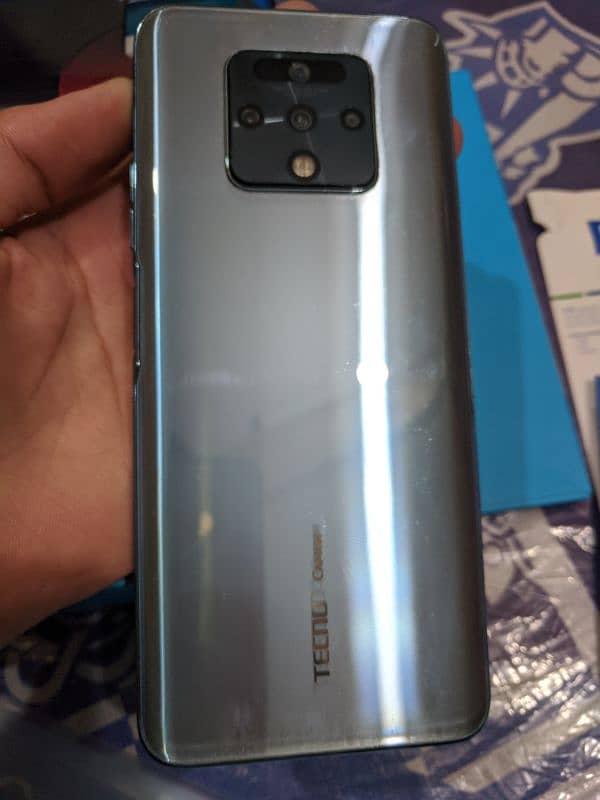 tenco camon 16 8gb 128 9