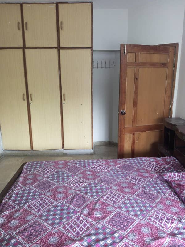 Furnish room available in F10 mustfa tower for male 6