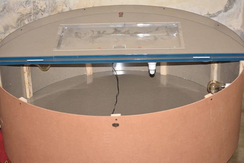 25 eggs manual incubator for sale 9