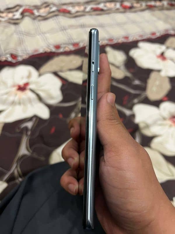 one plus 8t brand new 3