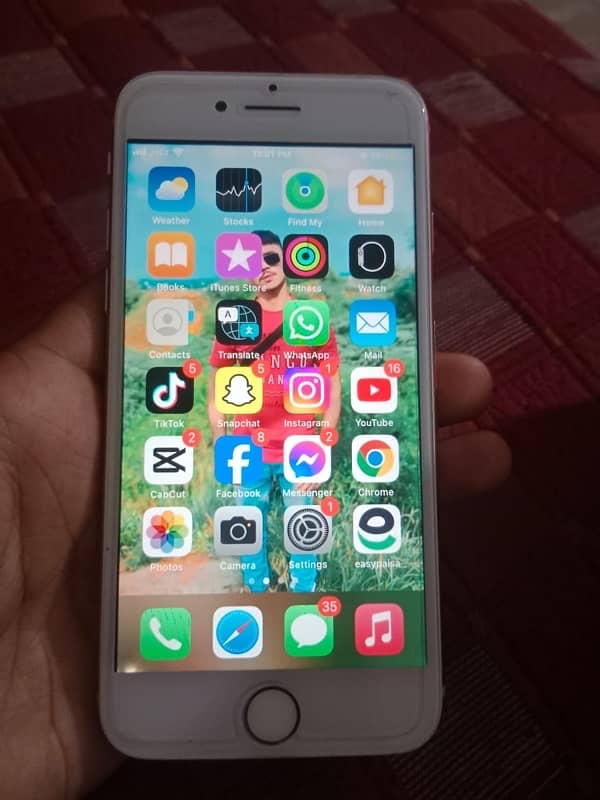 iPhone 8 64gb pta approved 2