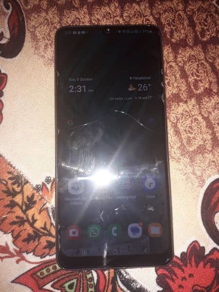 samsung a32 full box 10/10  all OK mobile no opnd no rapier 10