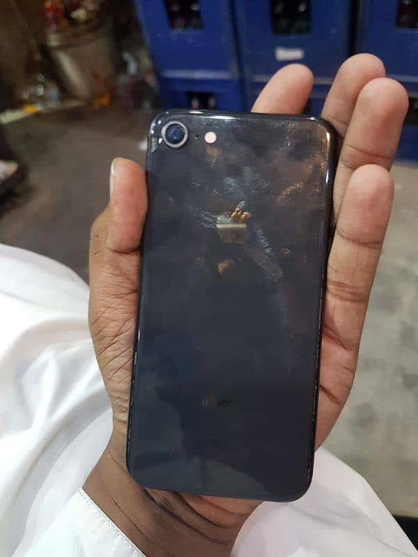 iphone 8 pta approved 10/8 back camera issue h 4