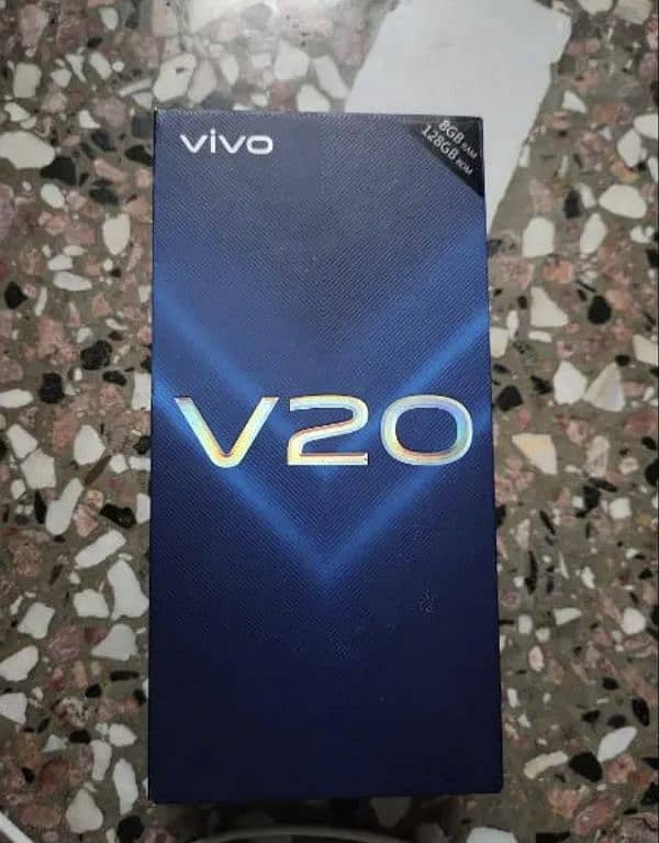 v20 for sale exchange possible ( back camera pic blur bnata) 2