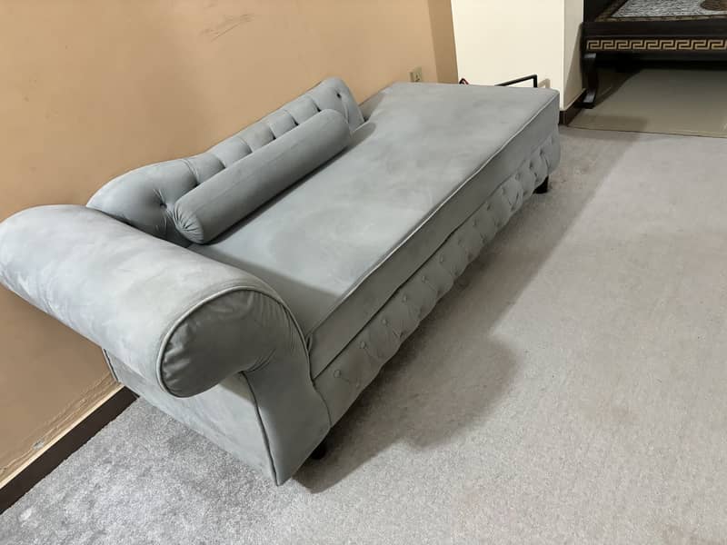  Modern Dewan for Sale  With FREE  CUSHION 1