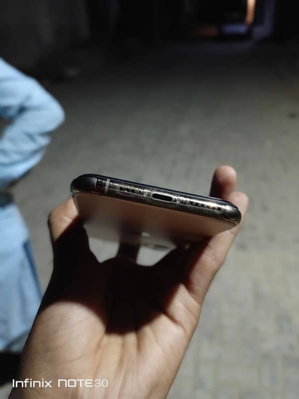 Iphone 11 Pro PTA Approved 14