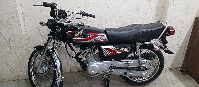 Honda CG 125 model 2024 First owner Karachi num 3