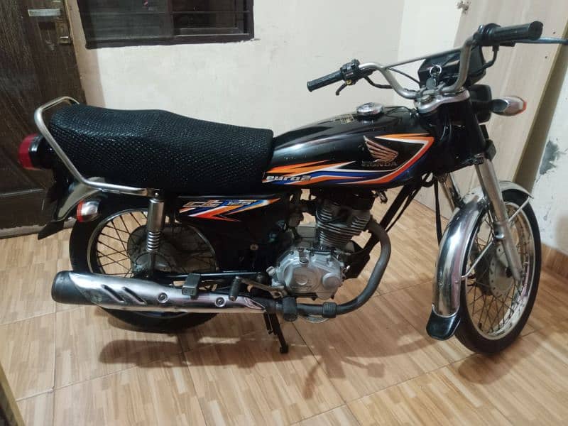 Honda 125 2017 Modal 1