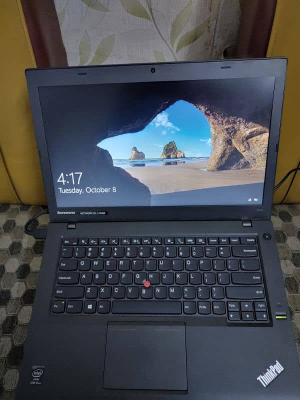 Lenovo T440s core i5 4th Gen pro Dual Battery 8gb ram 500 gb hdd 10/10 6