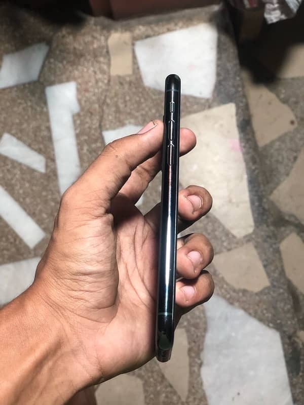 iphone 11 pro 256gb non pta 3