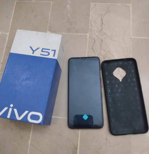 Vivo y51  ( 2020 ) 1