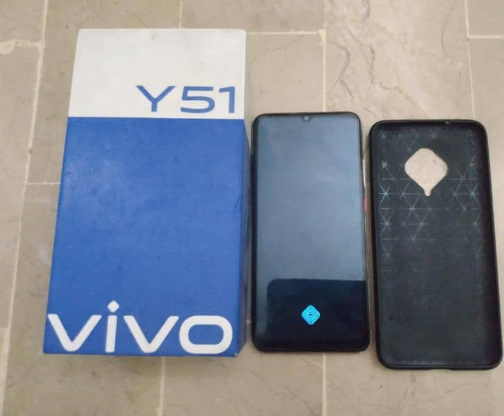 Vivo y51  ( 2020 ) 4