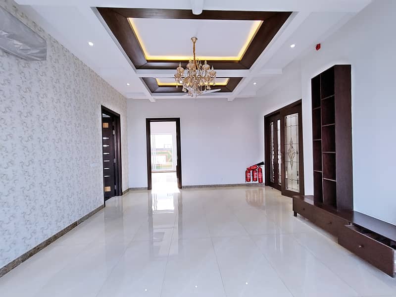 One Kanal Top Of Line Ultra Modern Bungalow Near Main Shabbir Sharif Road Top Location 8