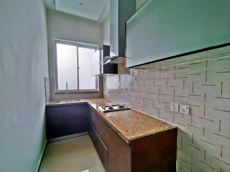 One Kanal Top Of Line Ultra Modern Bungalow Near Main Shabbir Sharif Road Top Location 22