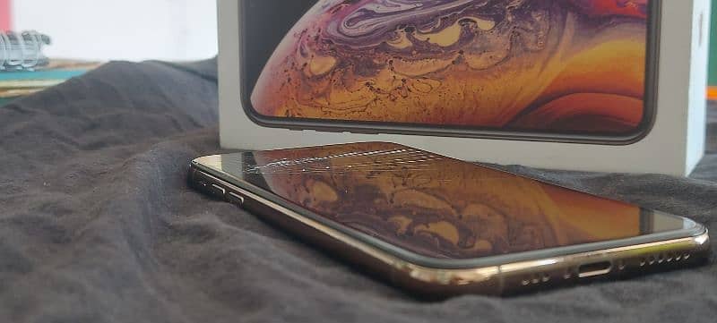 iphone xs 256Gb pta approved 4