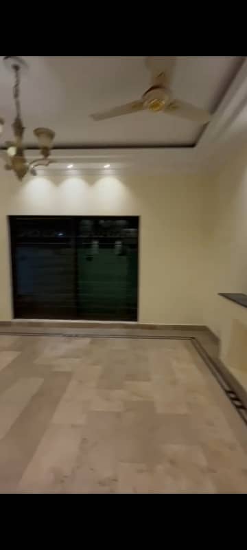 10 marla house for rent in johar town near ucp university for Family and Silent office (Call center + Software house 4