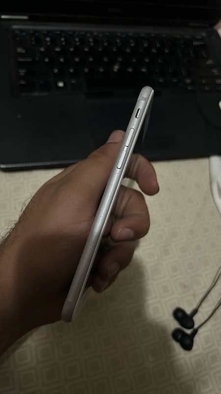 iphone 6 64 gbs silver non pta 4