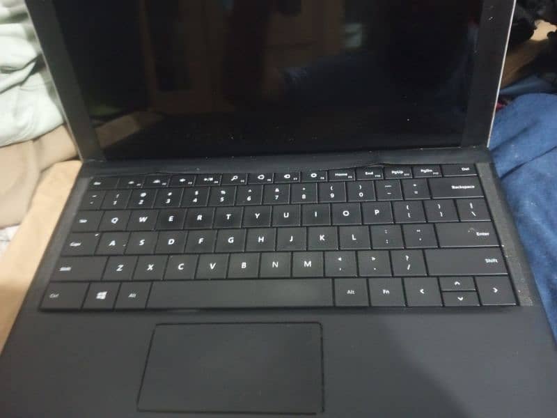 Microsoft Surface Pro 3 i7 4th Generation 8gb 128gb SSD M2 non touch 2