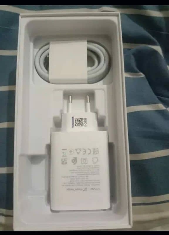 vivo y100 8/256G open box condition 1