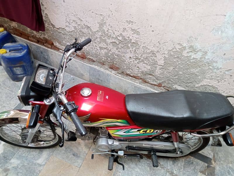 Honda cd70 fit bike All Punjab number clear documents 3